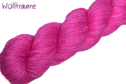 Grace Creme o'le, handgefärbte Wolle von wollträume