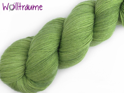 Fee, uni, semisolid, Lindenblüte, handgefärbte Wolle von wollträume